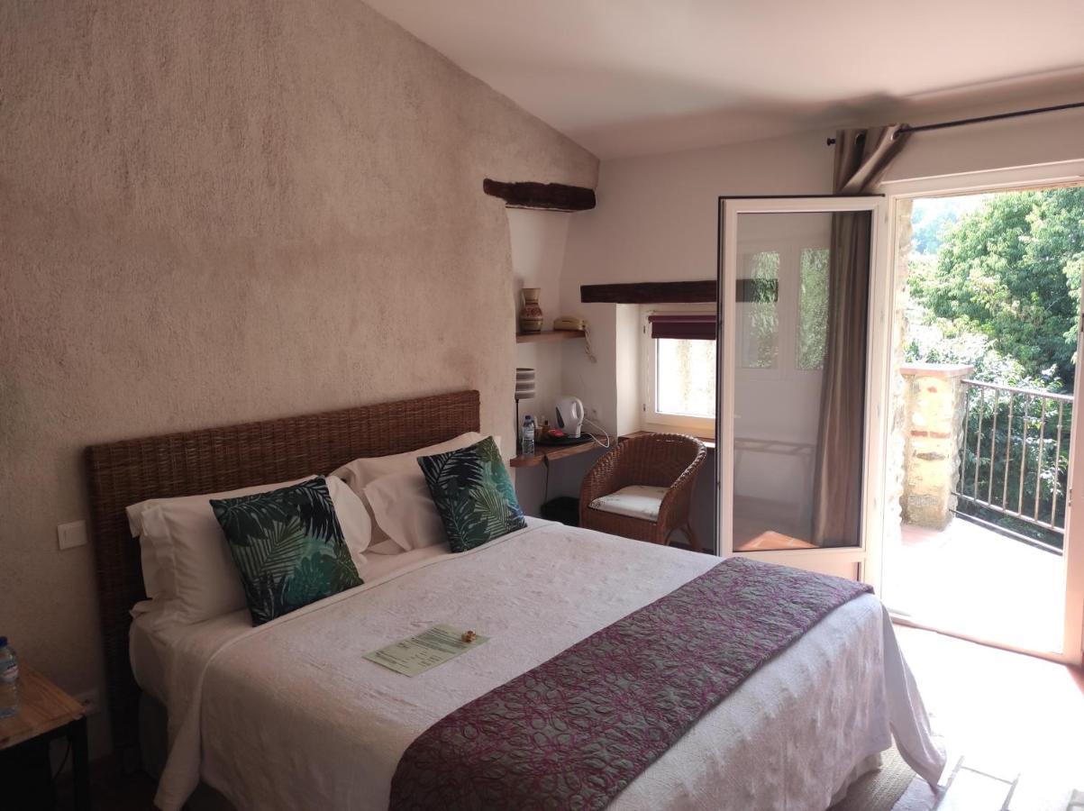 Hotel Le Mas Trilles เซเรต์ ภายนอก รูปภาพ