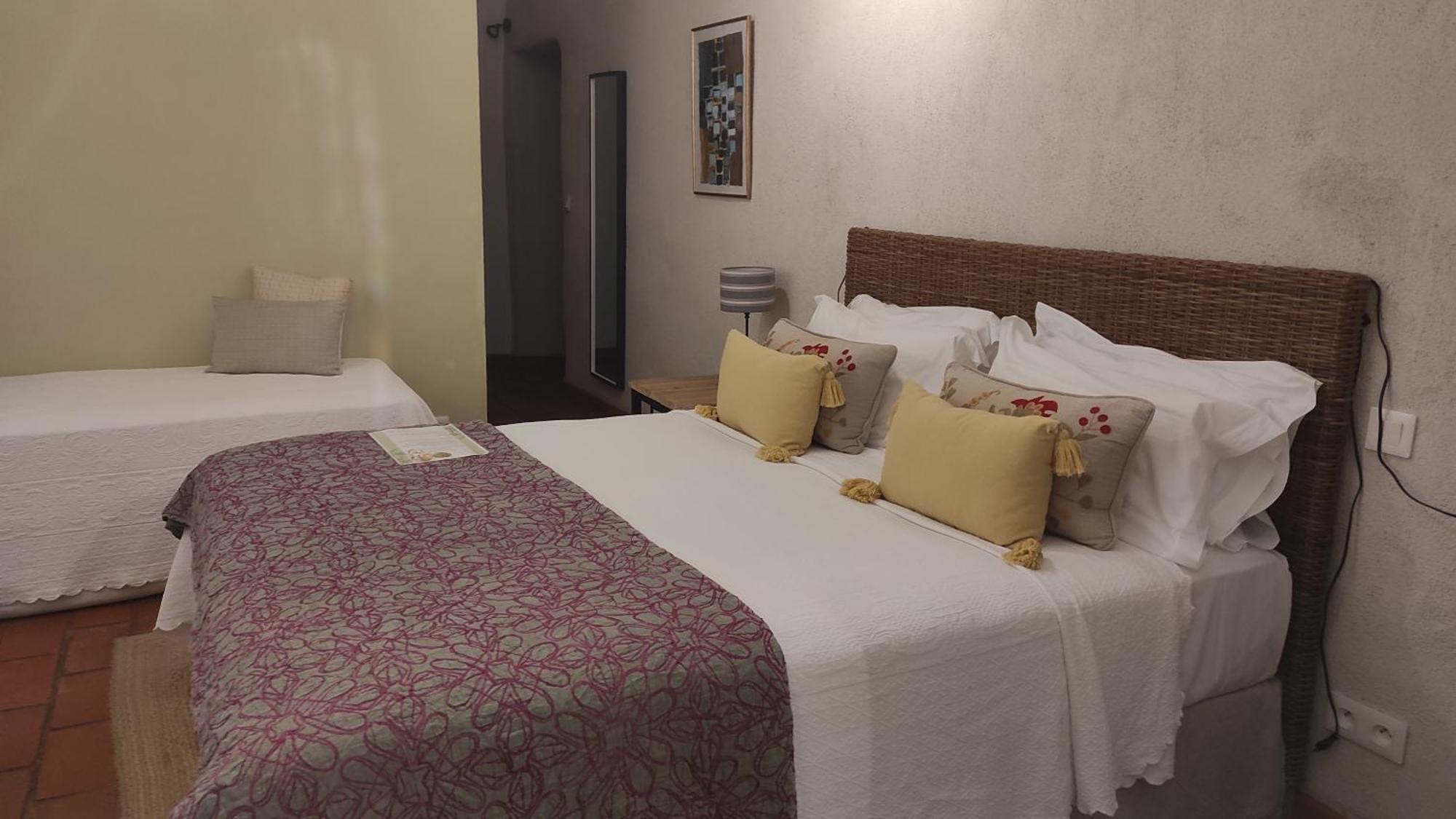 Hotel Le Mas Trilles เซเรต์ ภายนอก รูปภาพ