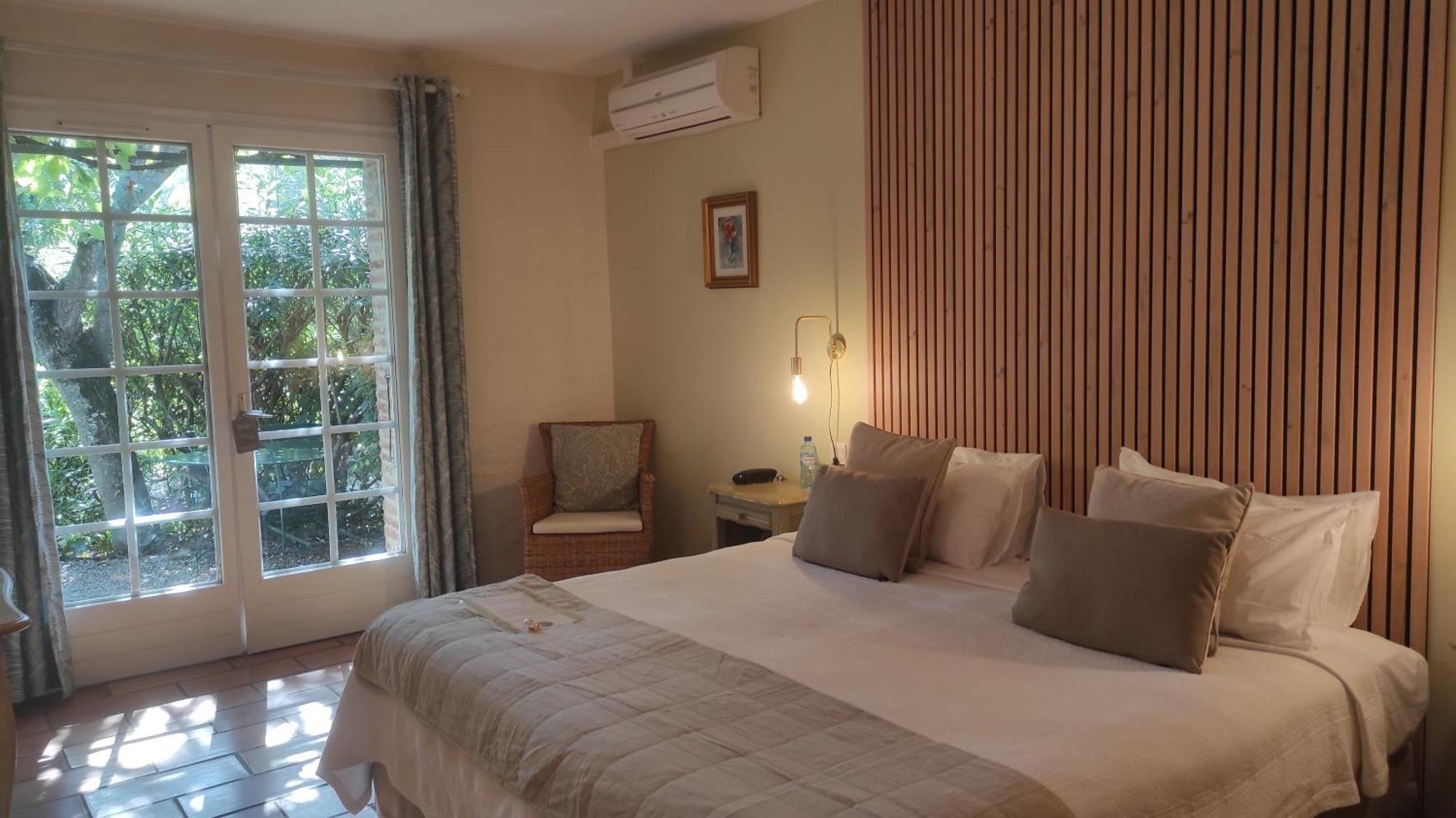 Hotel Le Mas Trilles เซเรต์ ภายนอก รูปภาพ