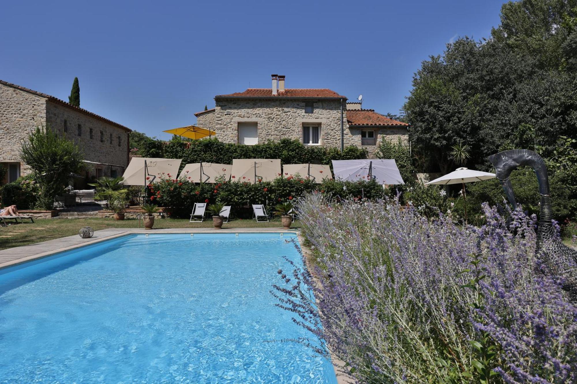 Hotel Le Mas Trilles เซเรต์ ภายนอก รูปภาพ
