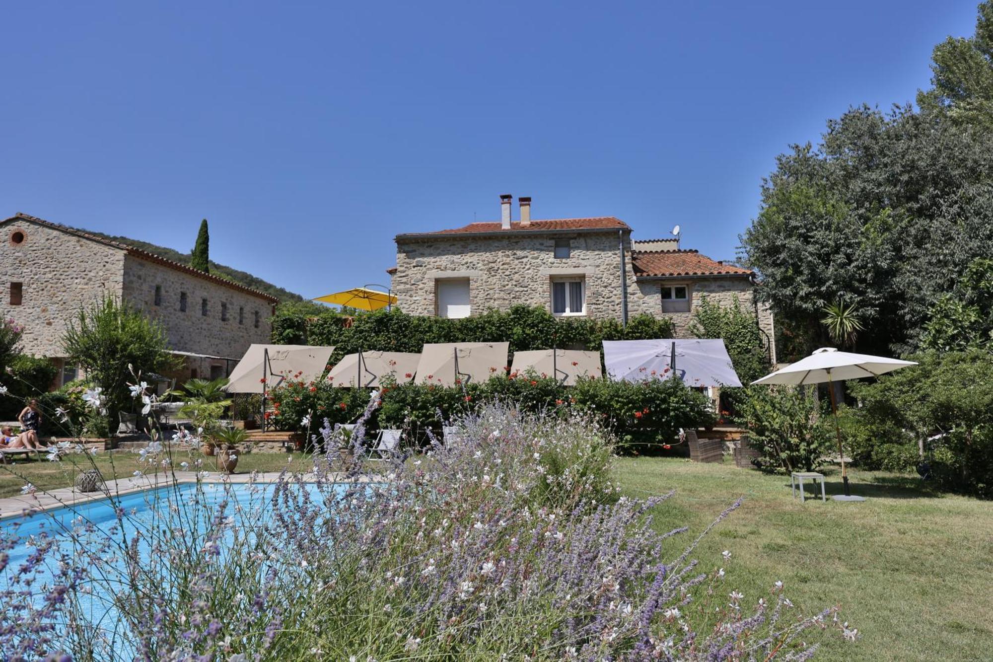 Hotel Le Mas Trilles เซเรต์ ภายนอก รูปภาพ