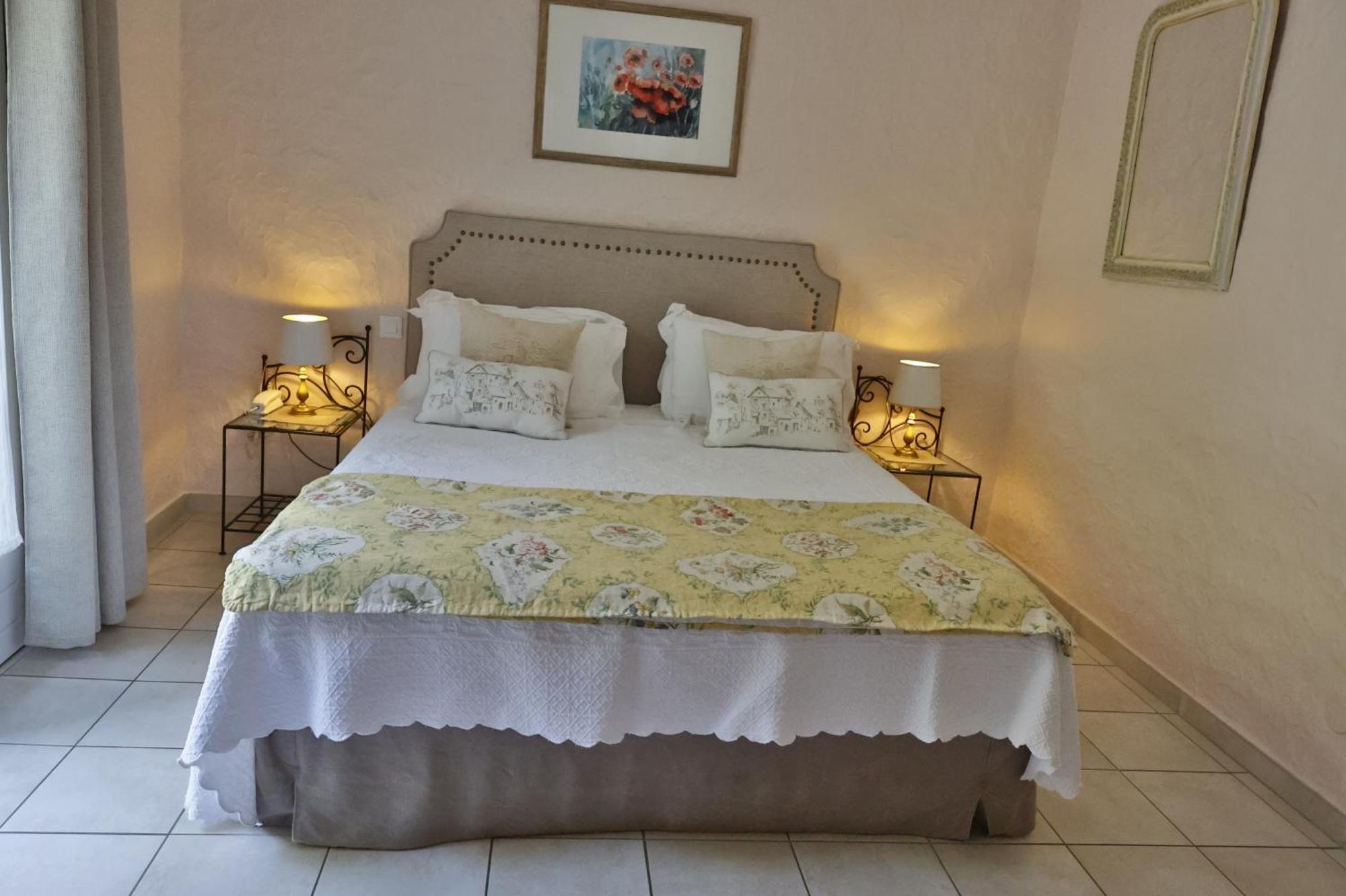 Hotel Le Mas Trilles เซเรต์ ภายนอก รูปภาพ